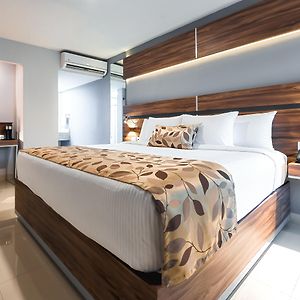 Sleep Inn Monterrey Norte